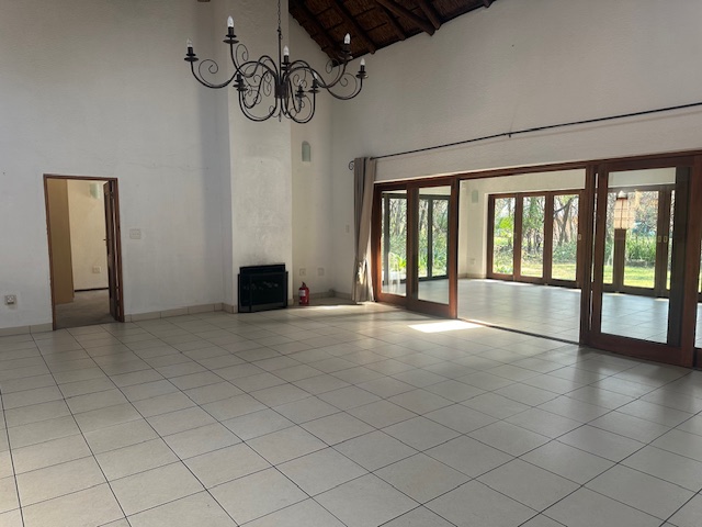 4 Bedroom Property for Sale in Lakeland North West